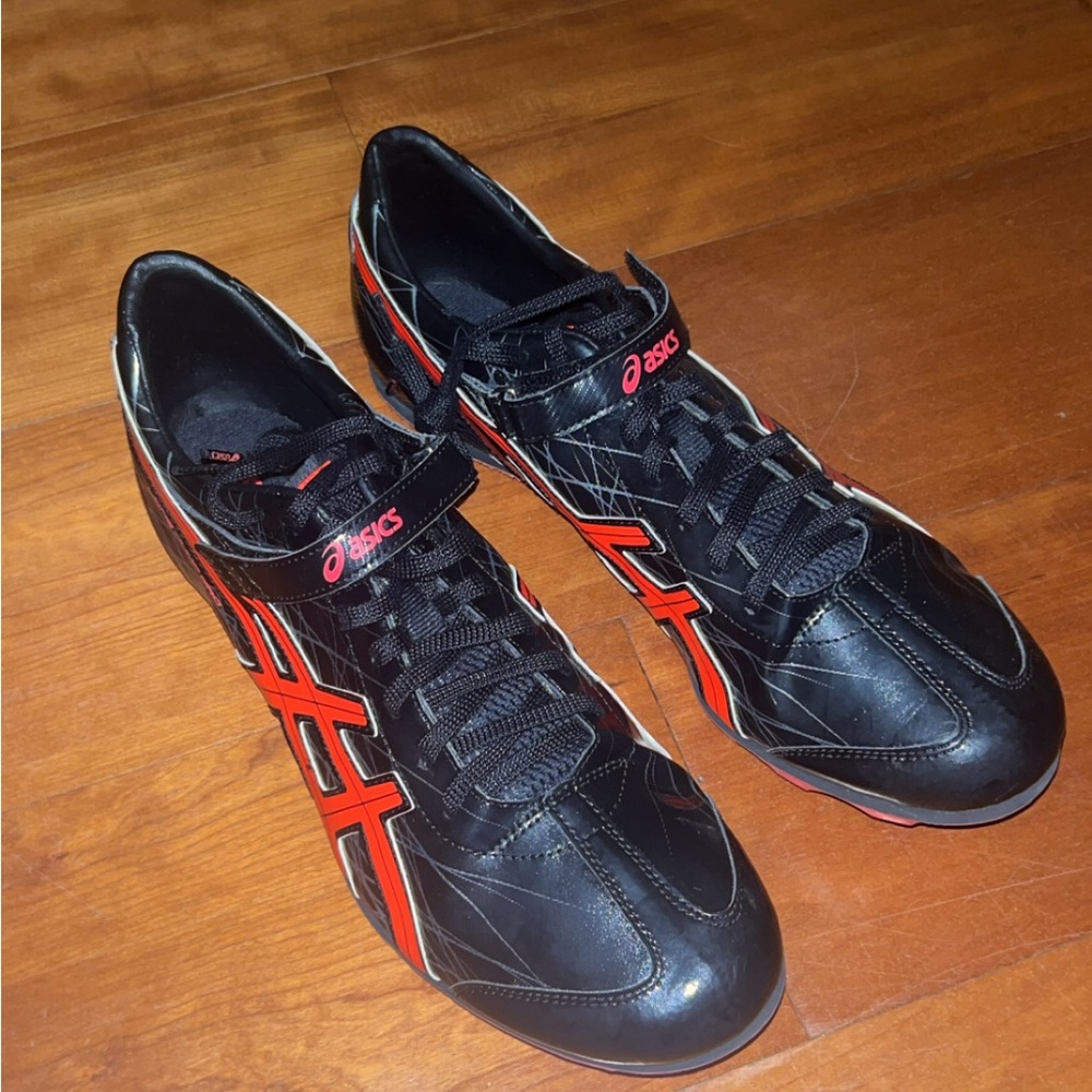 ASICS Men's Black and Red Athletic Shoes